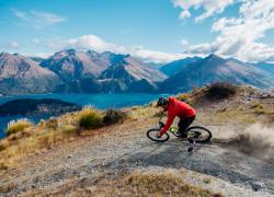 images/Touren/HakaTours/PLUS-20Tage/TNZ-JF-Mt_Burke_Wanaka-800.jpg